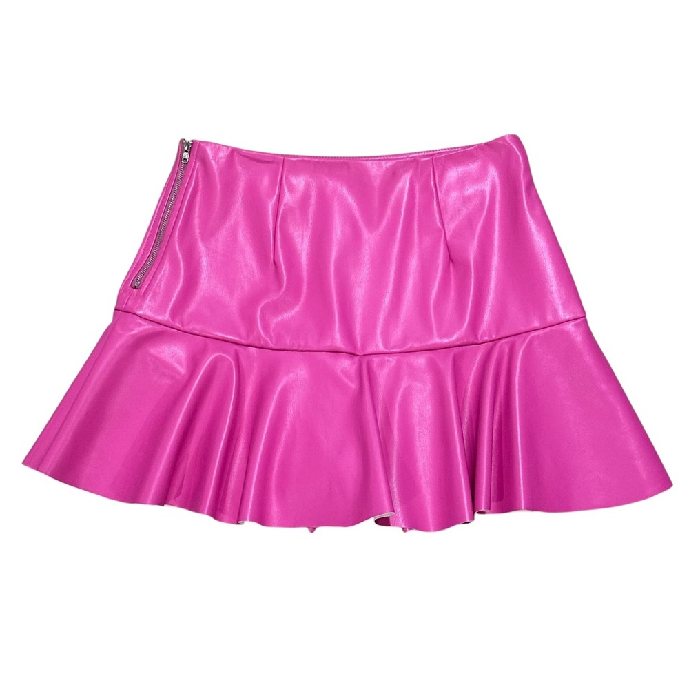 entro. Hot Pink Faux Leather Flared Skirt/ Skort (M) w/ side zipper. - Picture 4 of 6